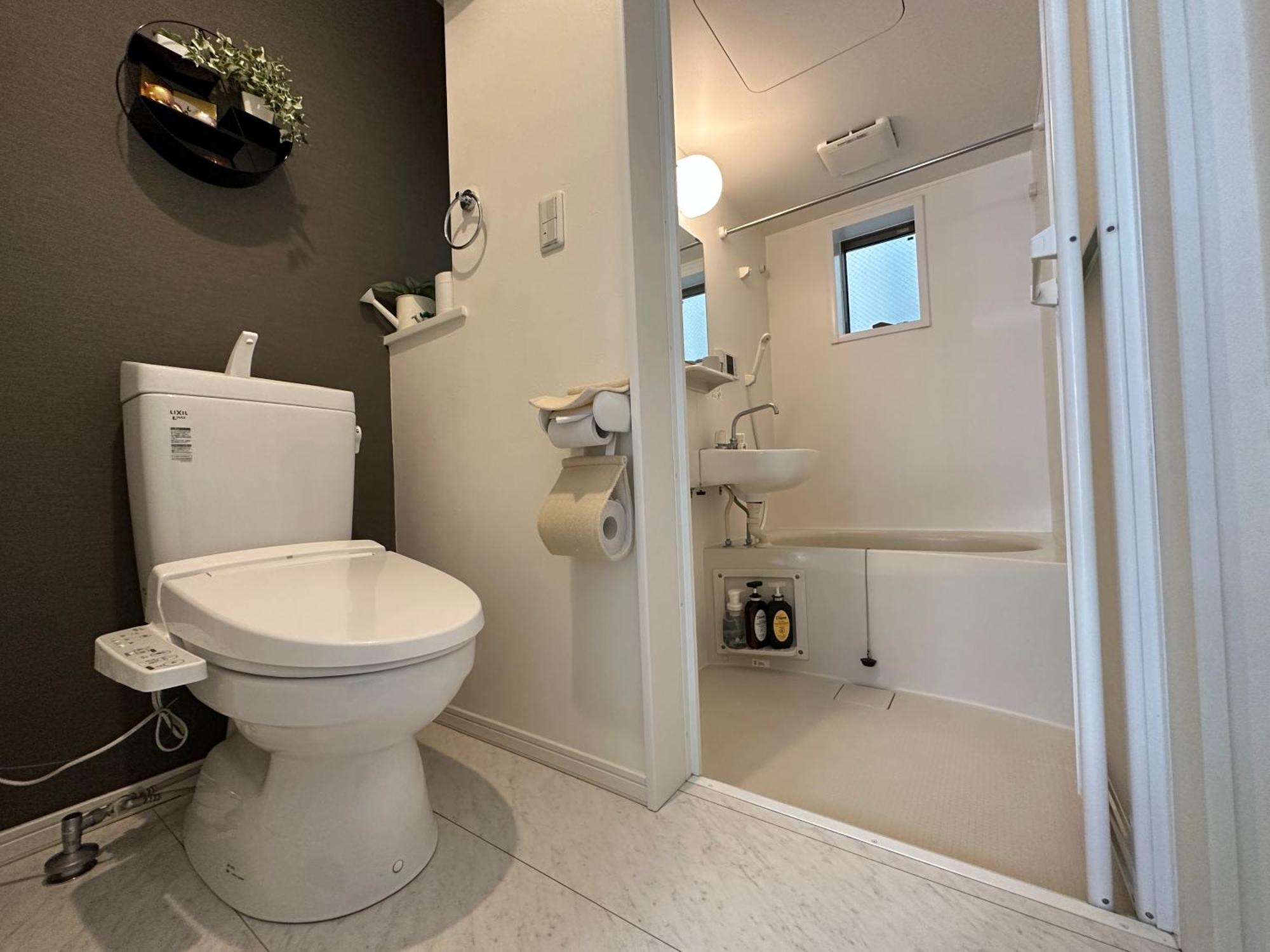 アイリスコート Apartemen *